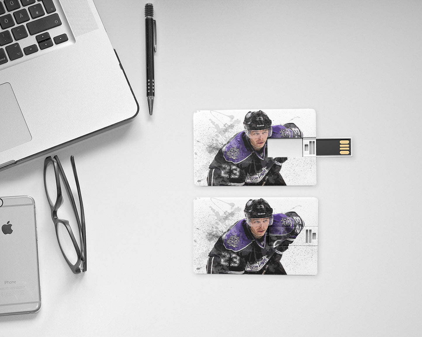Dustin Wolf Pendrive