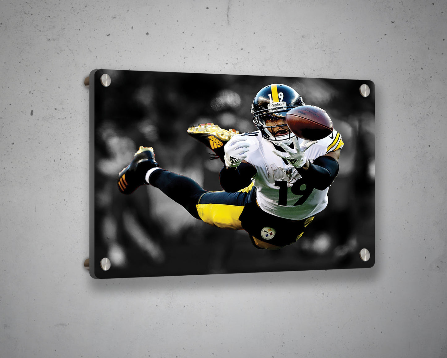 JuJu Smith-Schuster Black & White Canvas Art
