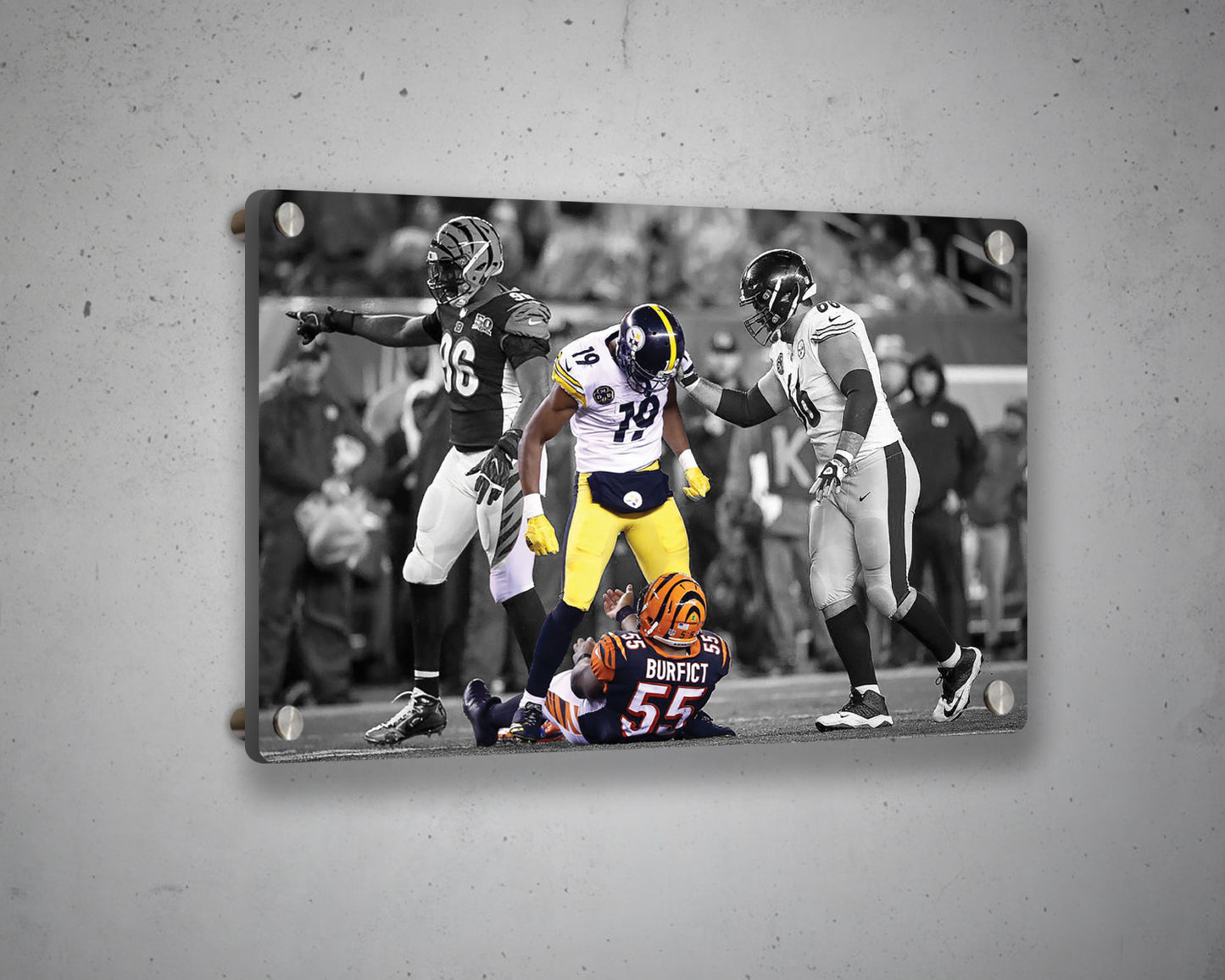 JuJu Smith-Schuster Black & White Canvas Art