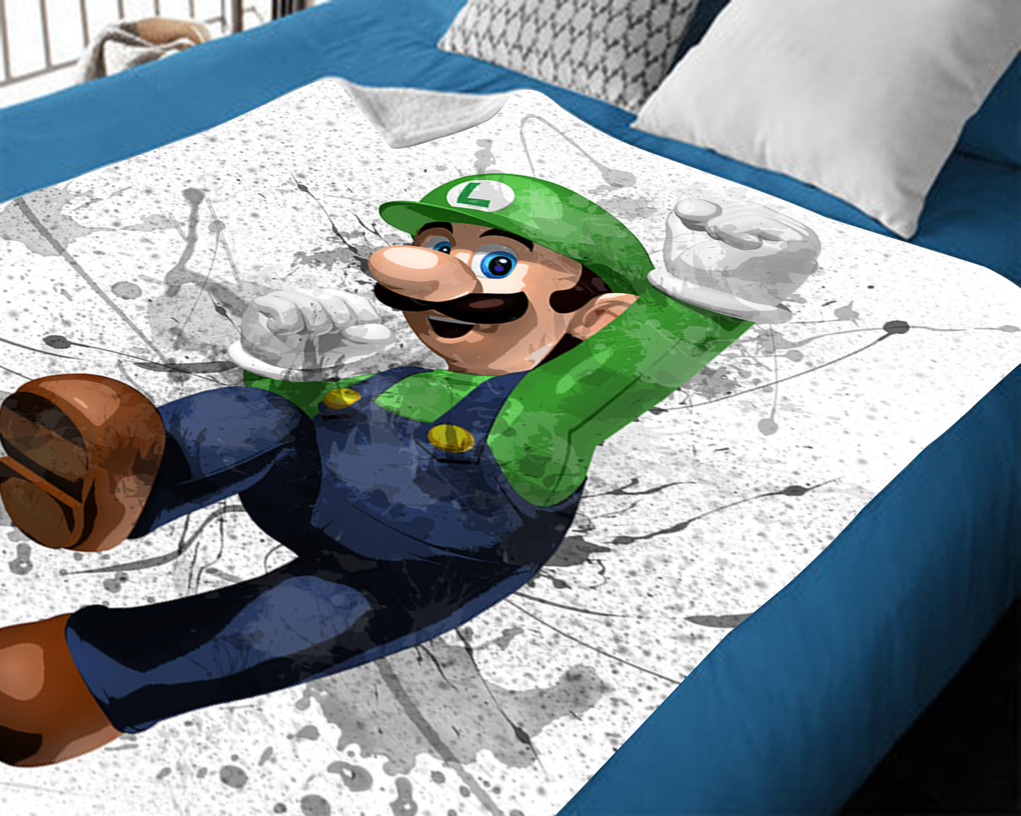 Luigi Splash Effect Fleece Blanket