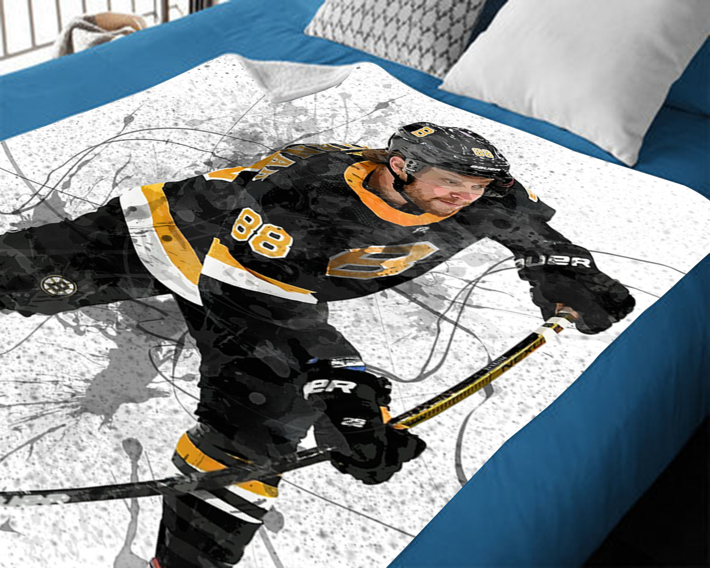 David Pastrňák Boston Bruins Splash Effect Fleece Blanket