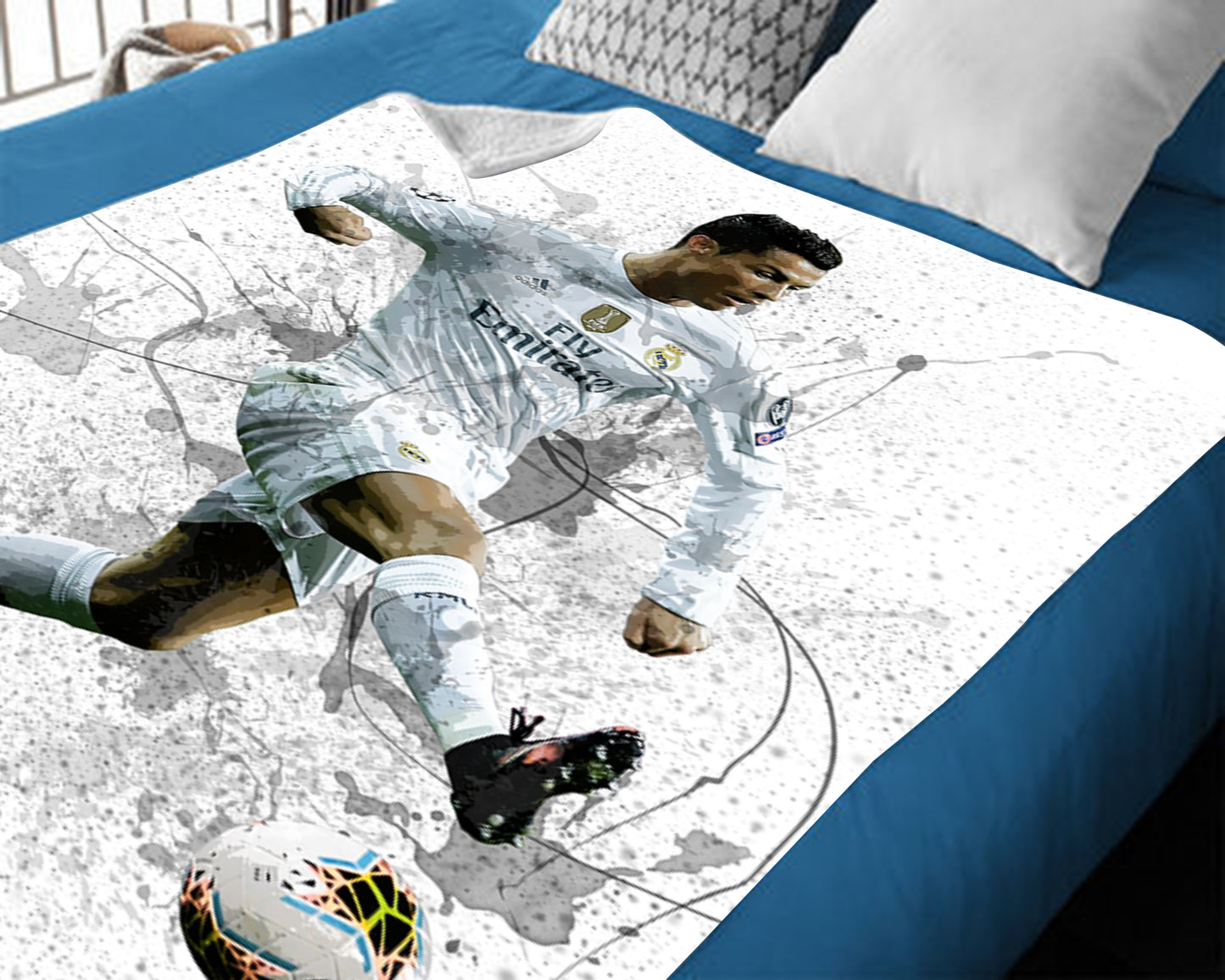 Cristiano Ronaldo Real Madid Splash Effect Fleece Blanket