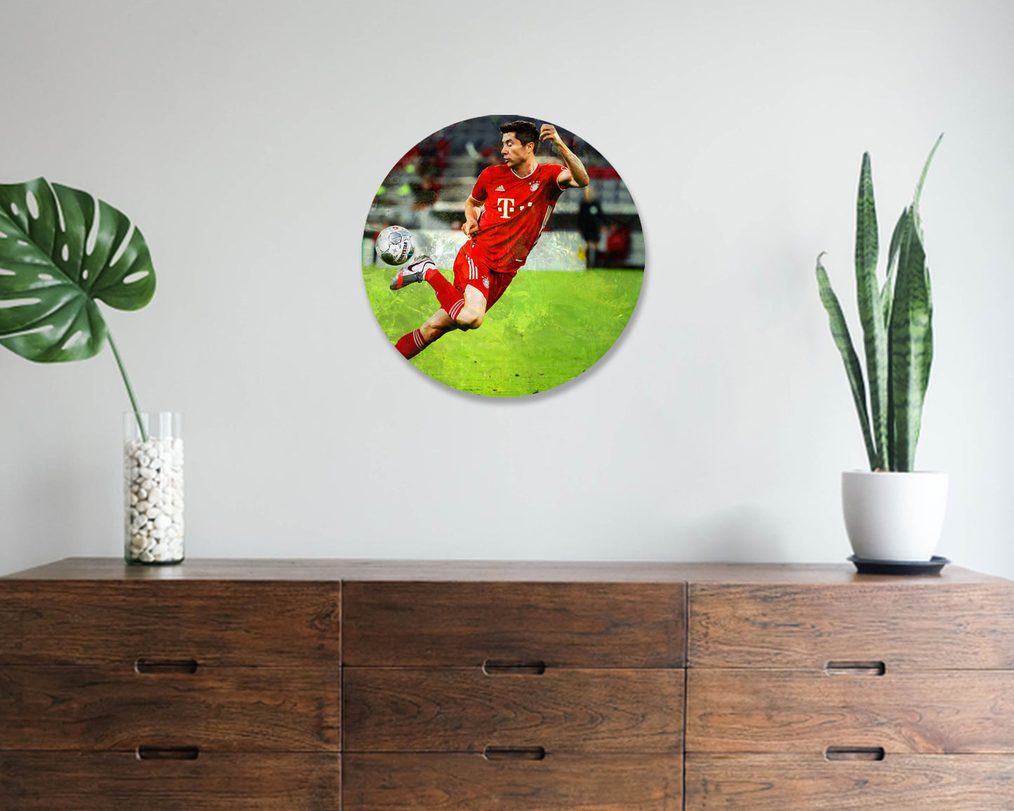 Robert Lewandowski Round Wall Art