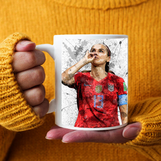 Taza y posavasos con efecto salpicado de Alex Morgan