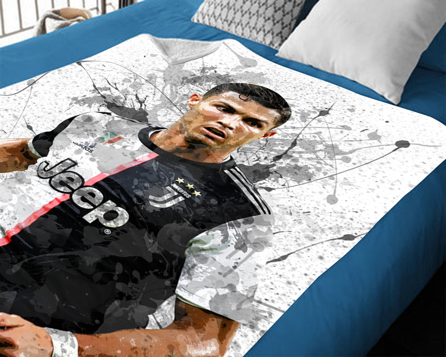 Cristiano Ronaldo Juventus Splash Effect Fleece Blanket