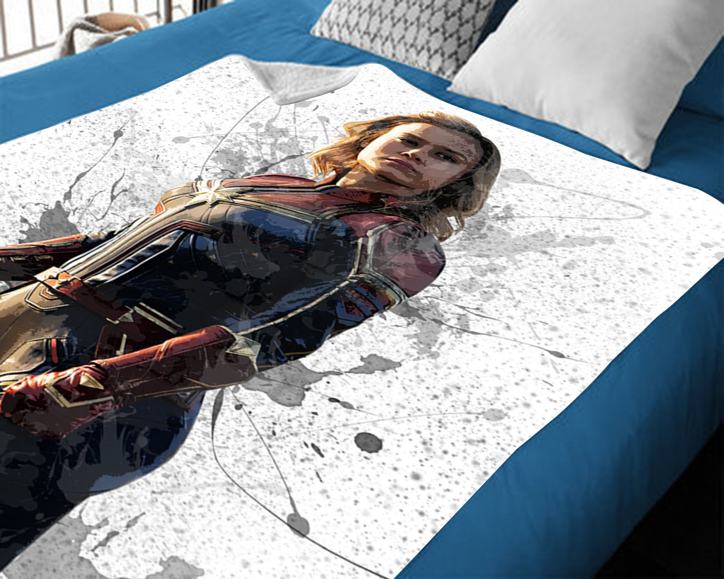 Captain Marvel Splash Effect Fleece Blanket