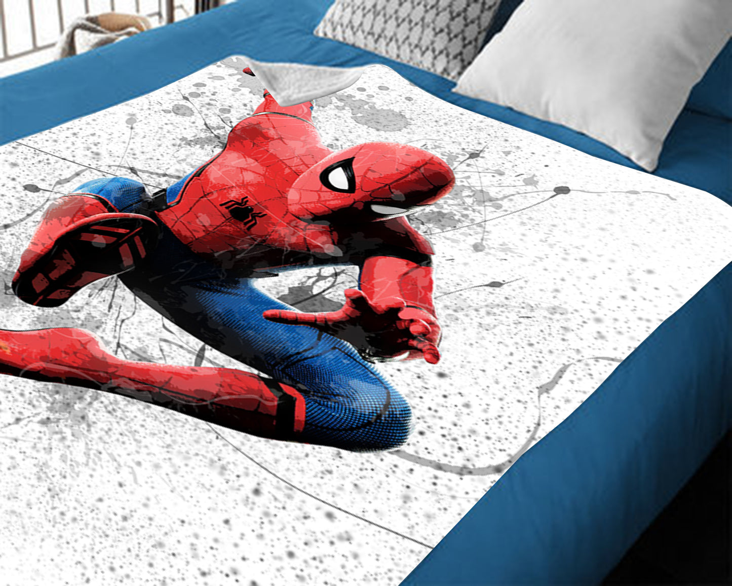 Spider-Man Splash Effect Fleece Blanket