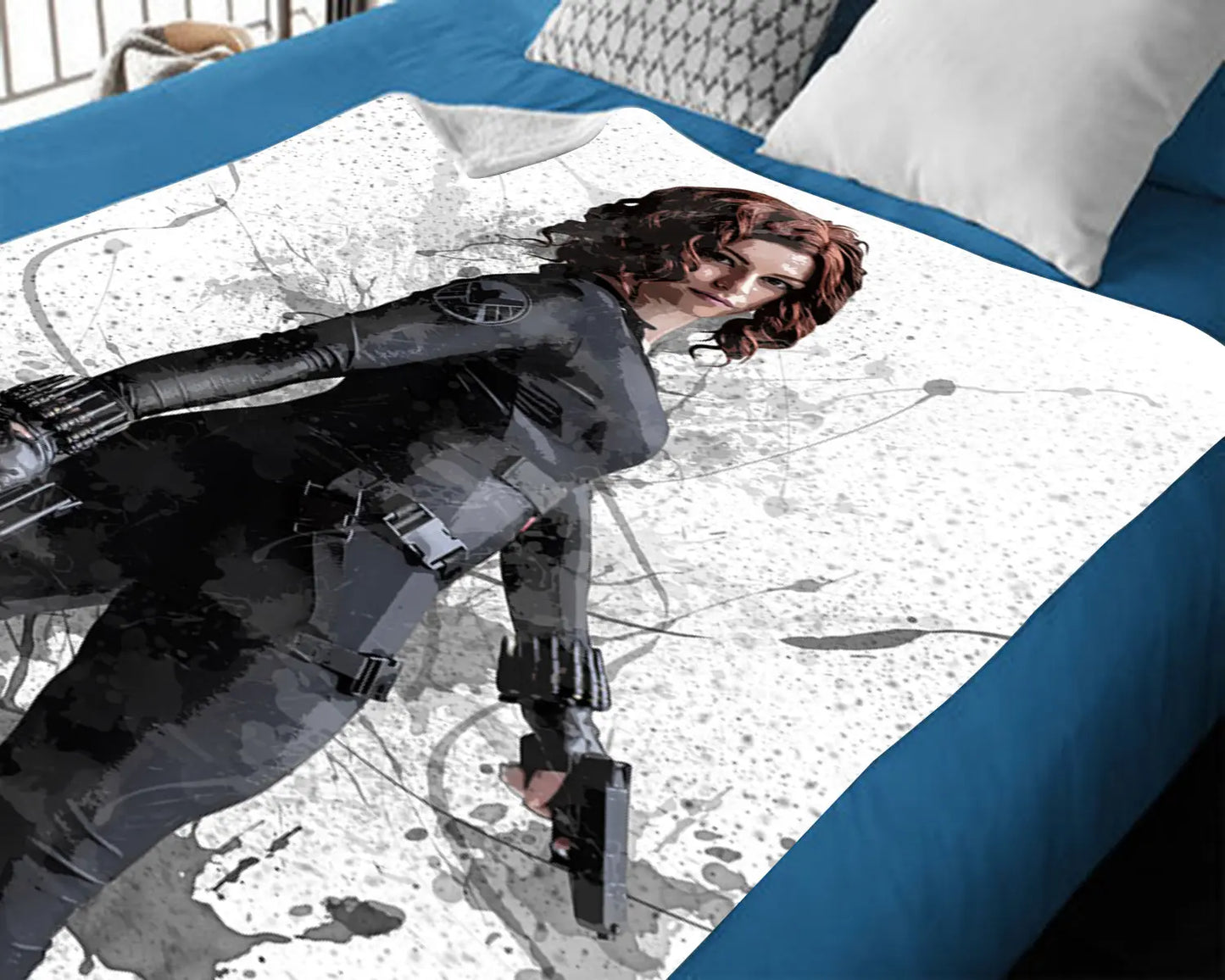 Manta polar con efecto salpicadura de Black Widow