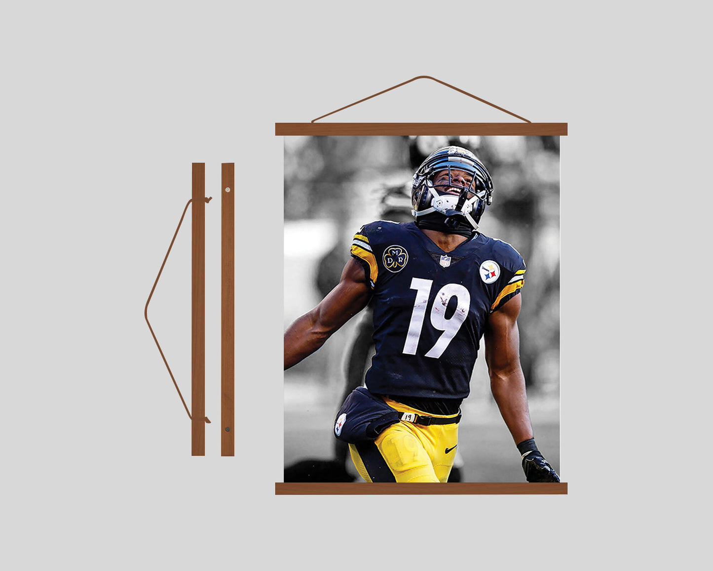 Juju Smith Poster Hanging Frame