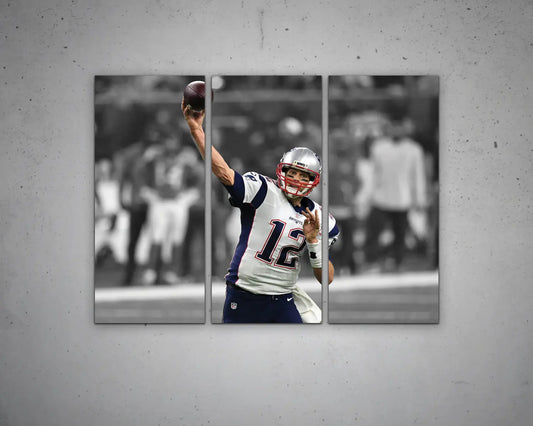 Tom Brady Black & White Canvas Art