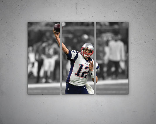 Tom Brady Black & White Canvas Art