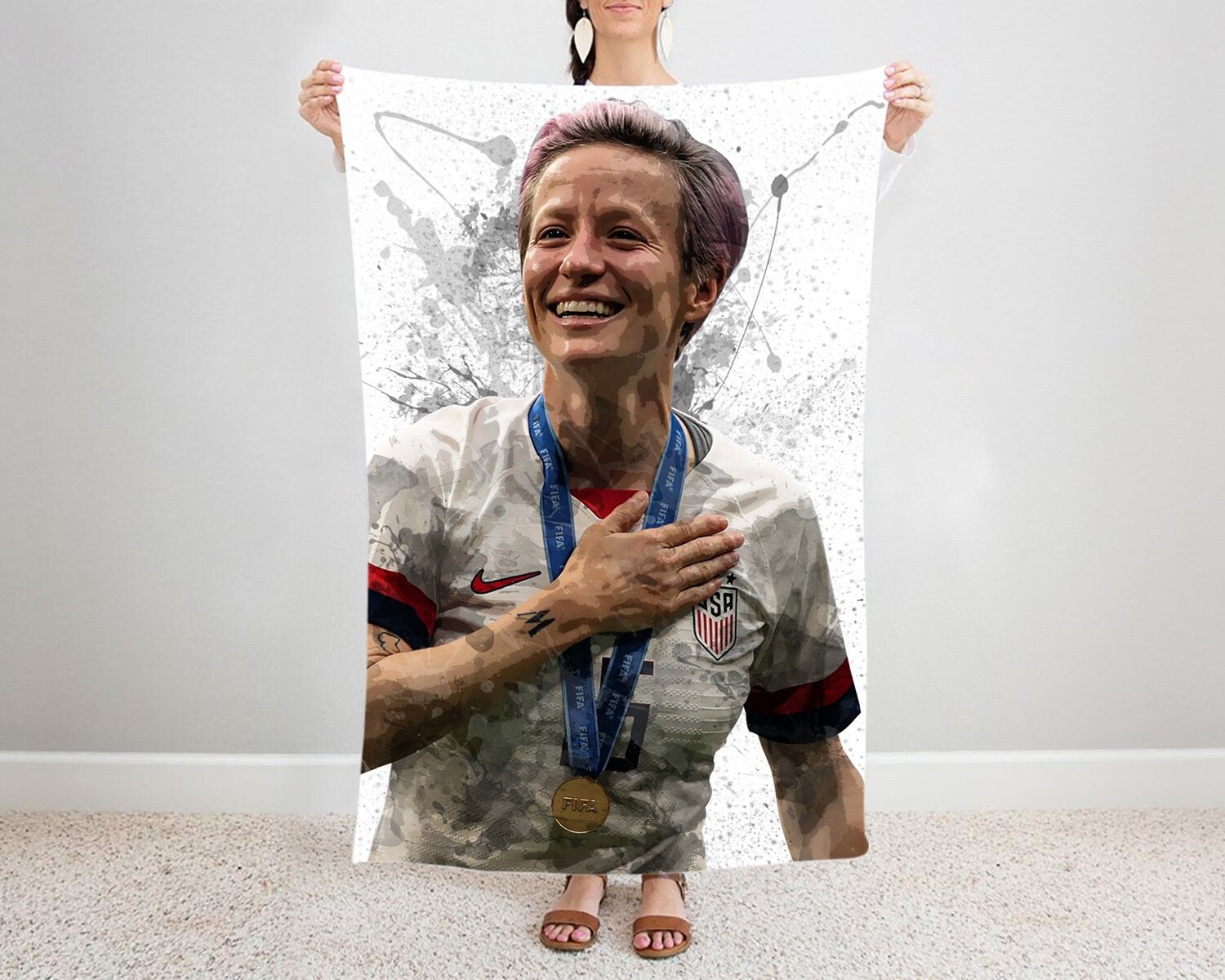 Megan Rapinoe Splash Effect Fleece Blanket USA Soccer Team 